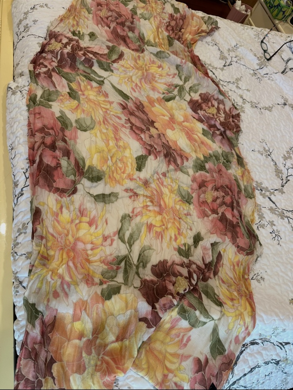 Floral shawl